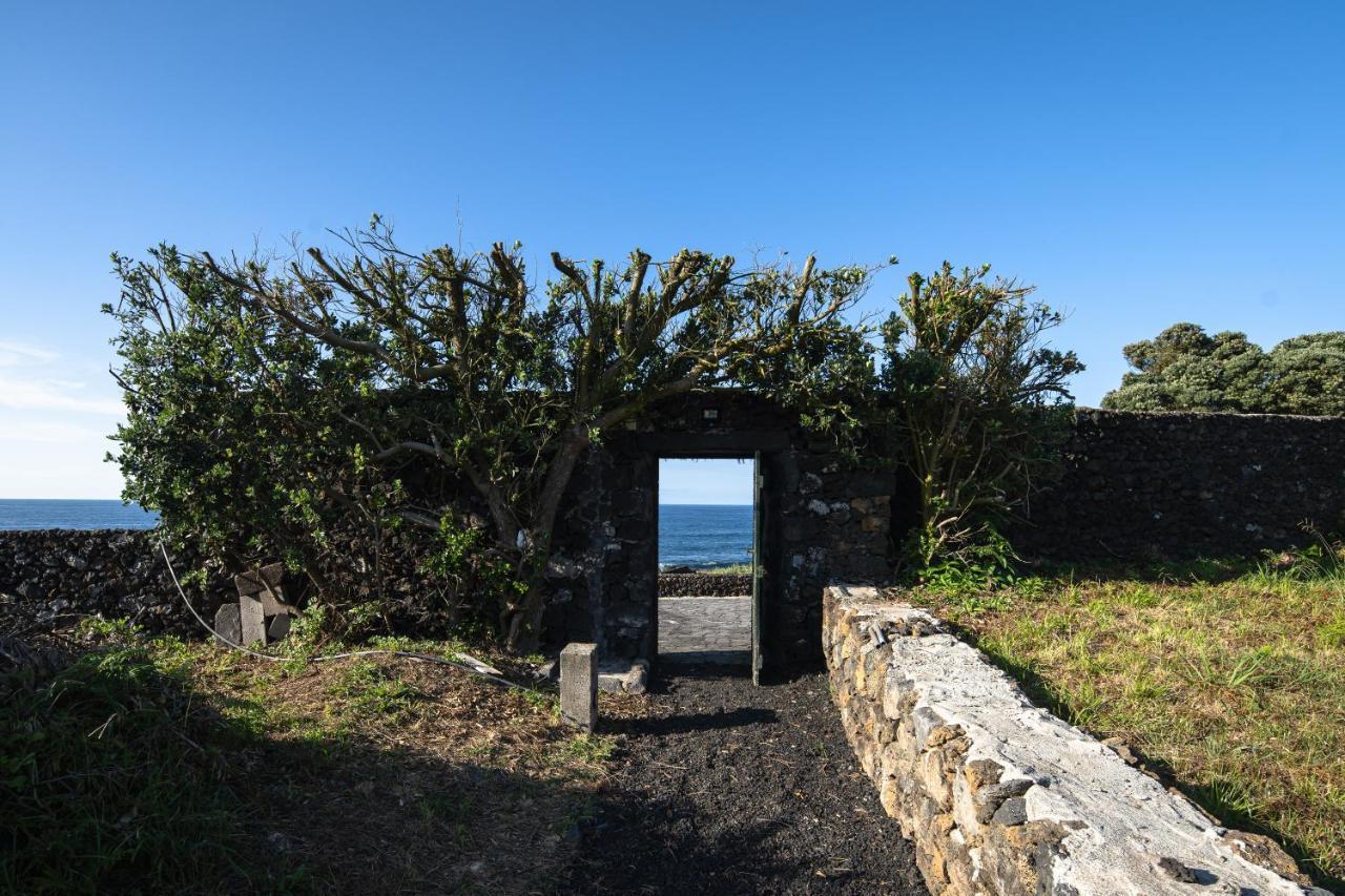 Entre Muros - Turismo Rural - Casa Com Jardim E Acesso Direto Ao Mar Ribeira Grande Esterno foto