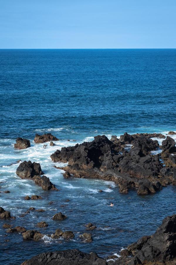 Entre Muros - Turismo Rural - Casa Com Jardim E Acesso Direto Ao Mar Ribeira Grande Esterno foto