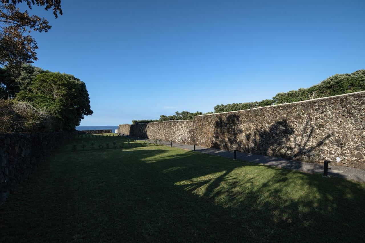 Entre Muros - Turismo Rural - Casa Com Jardim E Acesso Direto Ao Mar Ribeira Grande Esterno foto