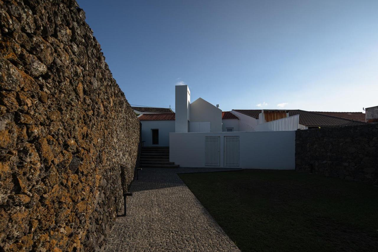 Entre Muros - Turismo Rural - Casa Com Jardim E Acesso Direto Ao Mar Ribeira Grande Esterno foto